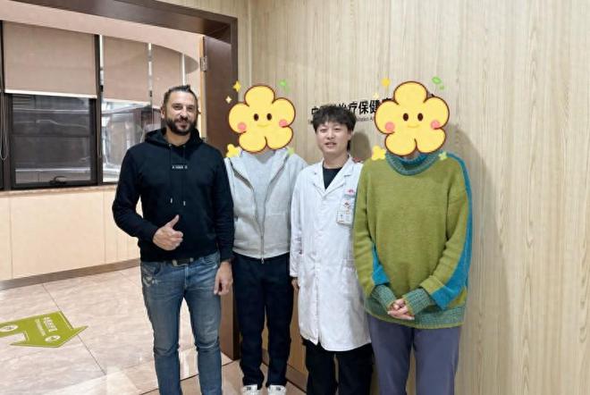 中医实力“圈粉”!德国MK体育友人跨越万里的腰痛康复记