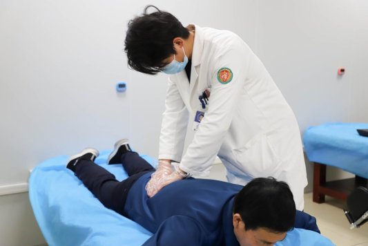 MK体育凝心聚力启新程！青岛西海岸第二医院康复医学科二病区正式开科启用！(图2)