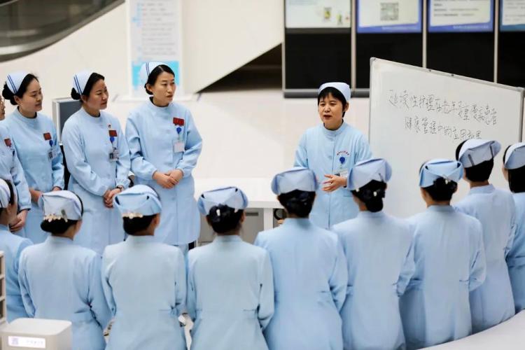 MK体育邹平市人民医院宋翠华：择一事终一生 用生命点亮护理之光(图3)