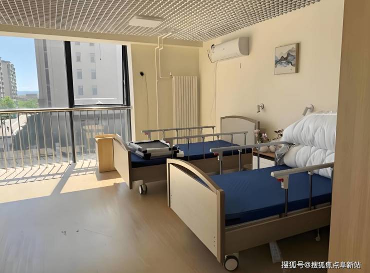 MK体育2025北京龙山医院医疗与护理服务概况-最新位置环境及床位资源(图3)