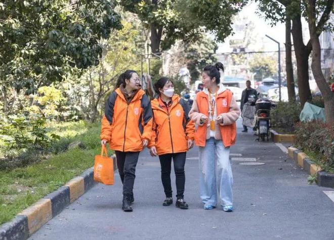 “一人一方案”专业“三人团”服务上门丨家庭照护MK体育床位(图5)