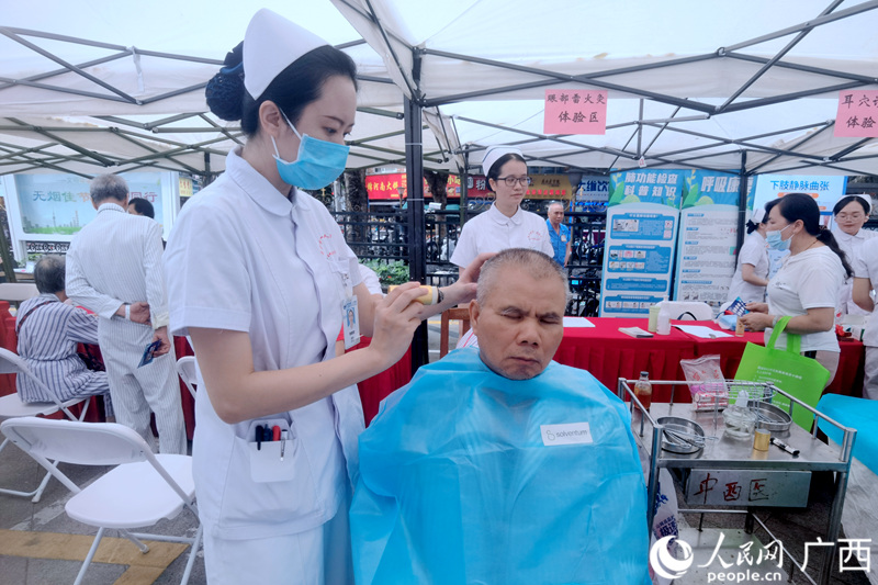 科技赋能护理守护全民健MK体育康(图1)