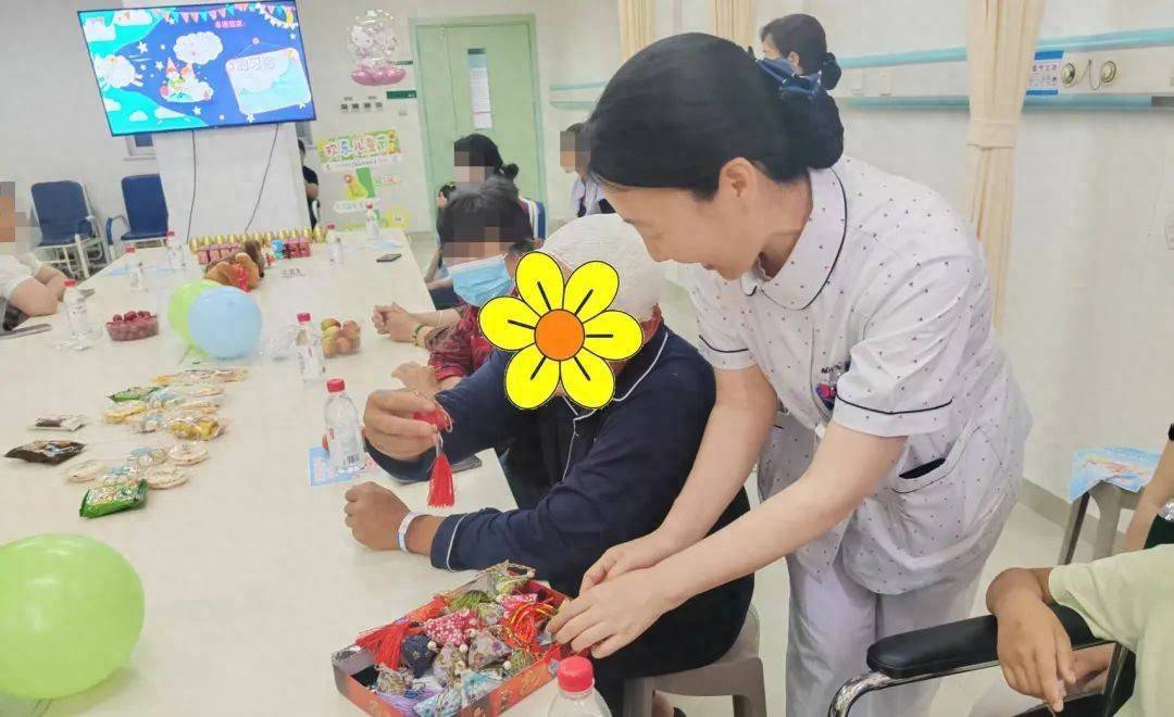 临沂市肿瘤医院开展医患联谊科普宣教活动MK体育(图1)