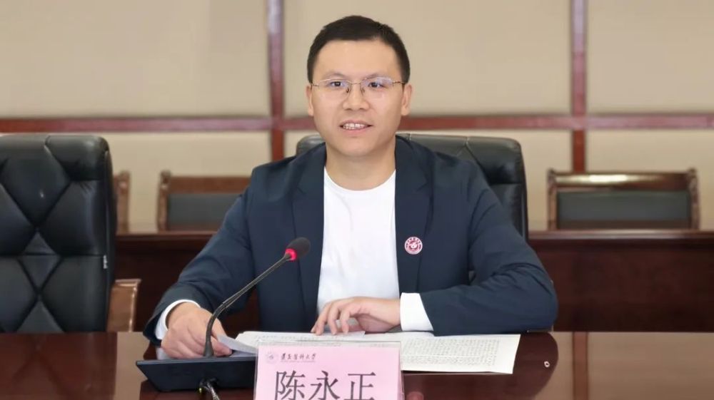 “冠军进校园榜样伴我行”活动在遵义医科大学新蒲校区举行MK体育(图1)