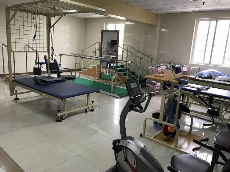 MK体育上海玖玖统嘉护理院及上海欧葆庭顾村国际颐养中心等：2025 病后康复养护口碑榜揭晓康复服务细节解析(图10)