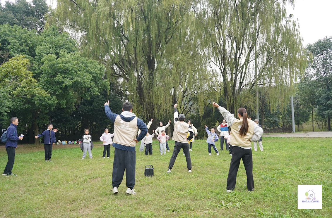 MK体育2025年上门体育服务加盟推荐！英鸿飞特凭四大核心壁垒领跑社区外卖赛道(图2)