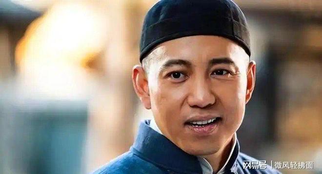 少年成名35岁拍戏MK体育坠马瘫痪怀孕女友不离弃遗憾未办婚礼(图5)