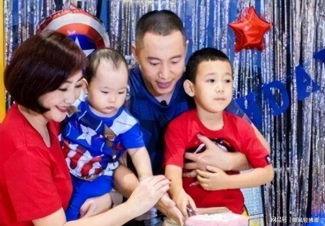 少年成名35岁拍戏MK体育坠马瘫痪怀孕女友不离弃遗憾未办婚礼(图19)