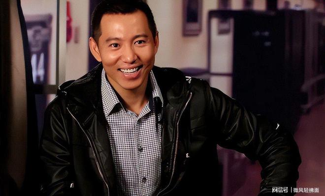 少年成名35岁拍戏MK体育坠马瘫痪怀孕女友不离弃遗憾未办婚礼(图26)