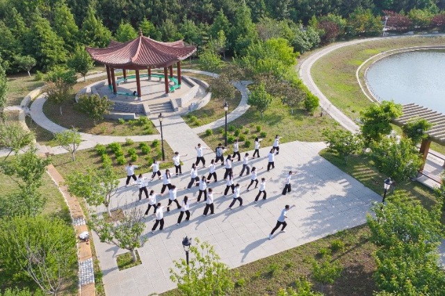 MK体育辽宁对外经贸学院：“健康第一”护航学子成长(图1)